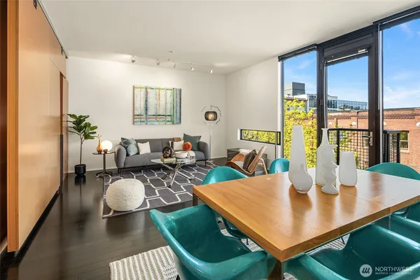 $445,000 | 1111 East Pike Street, Unit 403, Seattle, WA 98122