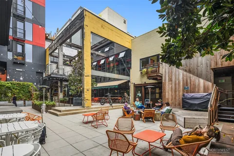 $445,000 | 1111 East Pike Street, Unit 403, Seattle, WA 98122