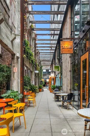 $445,000 | 1111 East Pike Street, Unit 403, Seattle, WA 98122