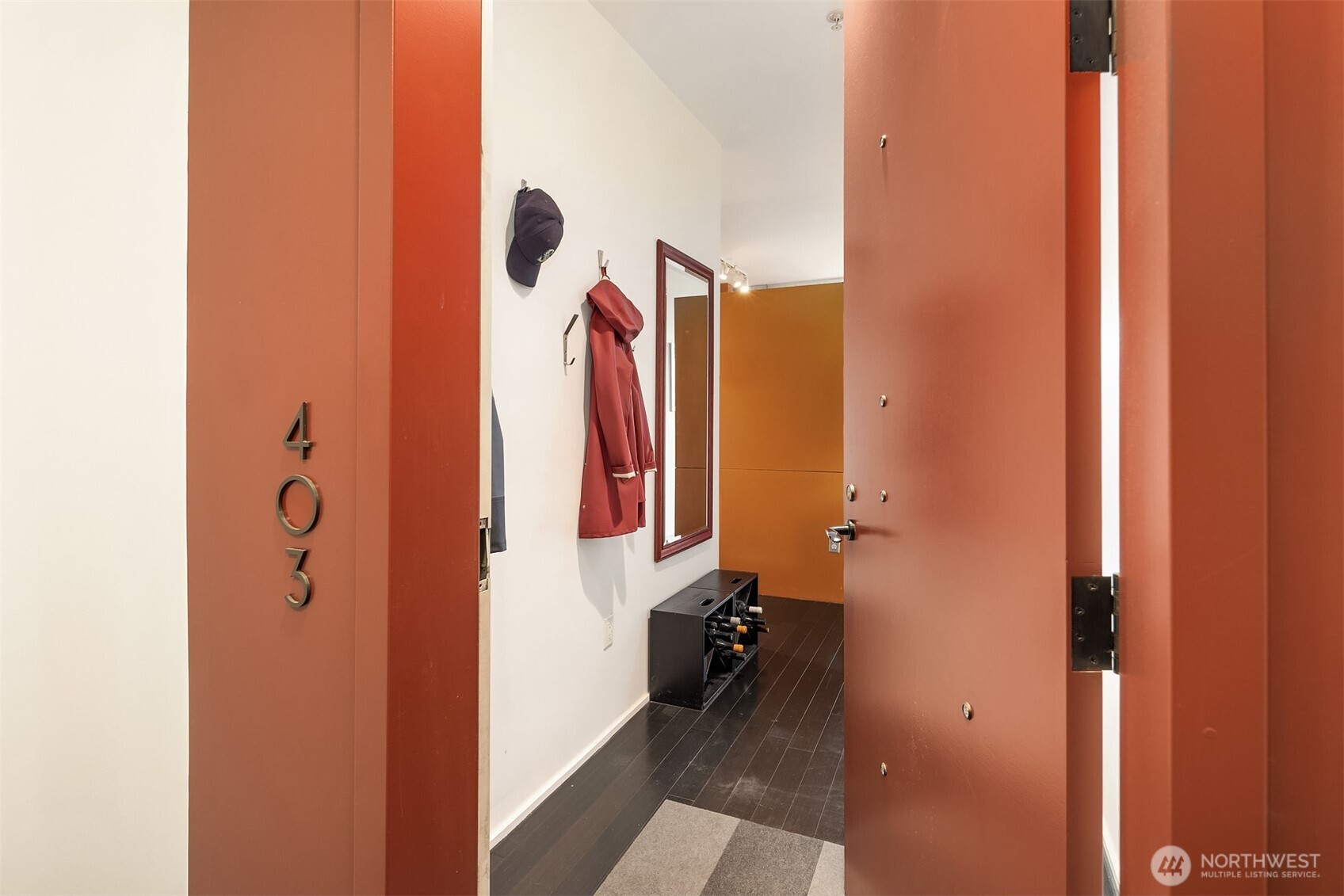 1111 East Pike Street, Unit 403 Seattle, WA 98122 - Photo 3 of 27