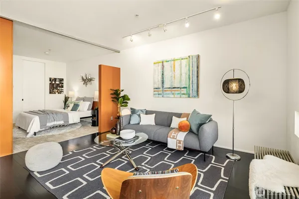 $445,000 | 1111 East Pike Street, Unit 403, Seattle, WA 98122