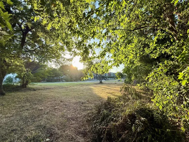 $179,000 | 1305 Waterman Street, Fort Worth, TX 76102