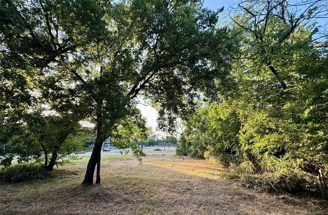 $179,000 | 1305 Waterman Street, Fort Worth, TX 76102