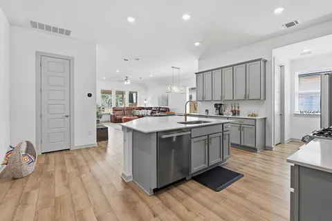 $515,000 | 2105 Wildhorse Street, Leander, TX 78641