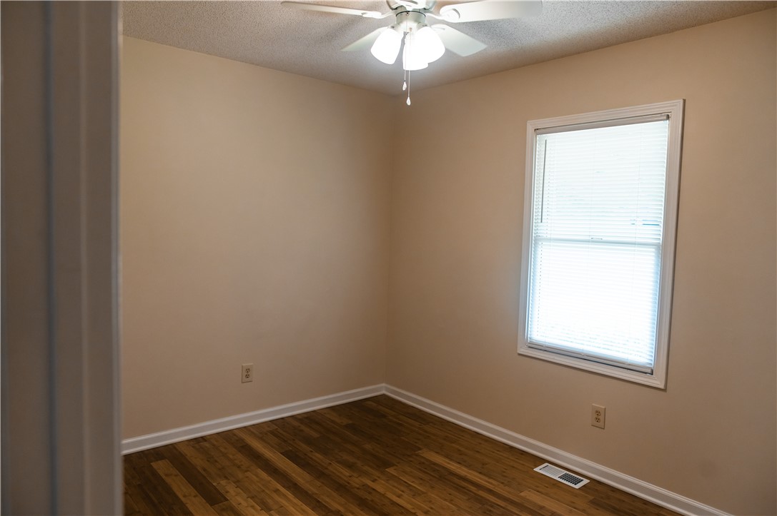 204 Dalton Hill Road Easley, SC 29640 - Photo 16 of 33 BEDROOM 3