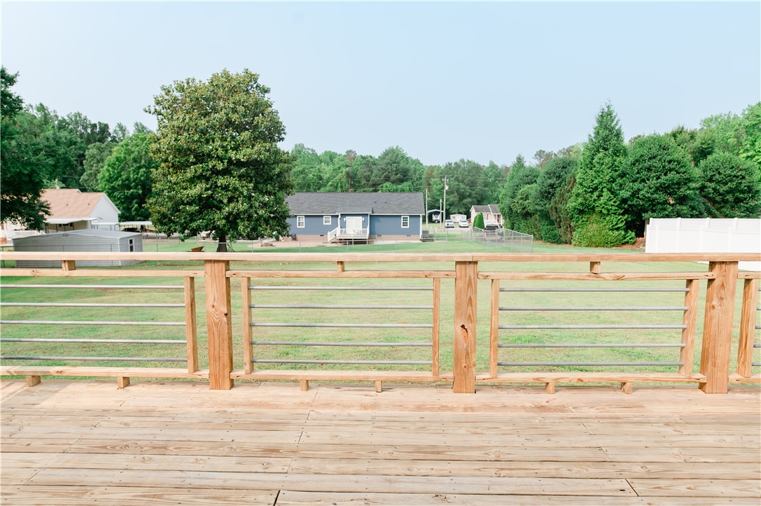 204 Dalton Hill Road Easley, SC 29640 - Photo 28 of 33 BACK DECK