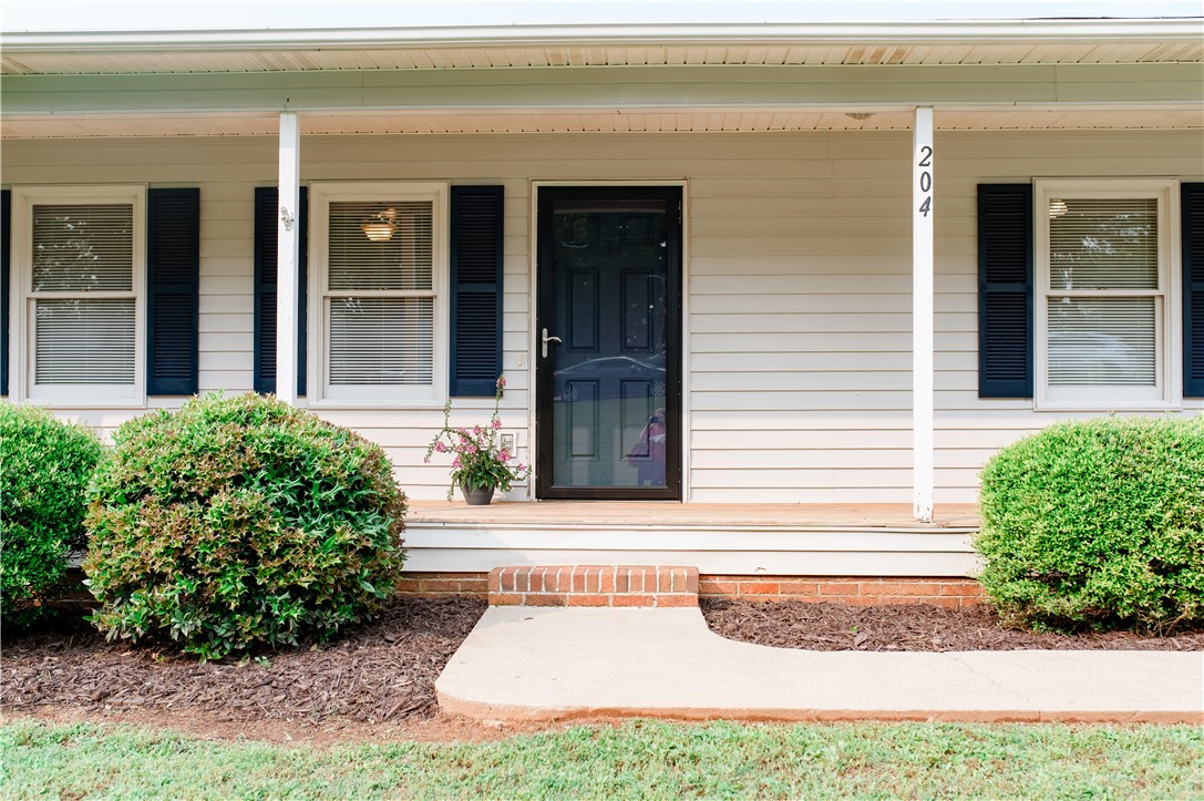 204 Dalton Hill Road Easley, SC 29640 - Photo 5 of 33 FRONT PORCH