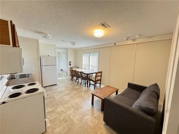 $950 | 65188 Highway 1058, Unit 3, Roseland, LA 70456