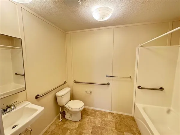 $950 | 65188 Highway 1058, Unit 3, Roseland, LA 70456