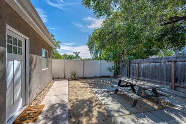 $1,175,000 | 25252 Atwood Boulevard, Newhall, CA 91321