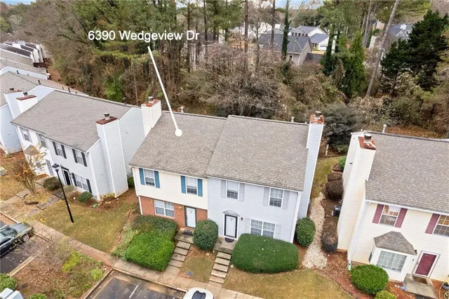 $234,900 | 6390 Wedgeview Drive, Tucker, GA 30084