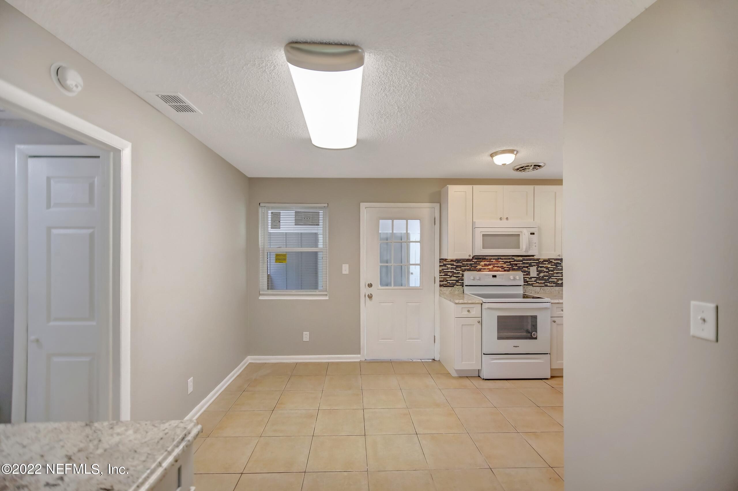 1825 Fouraker Road Jacksonville, FL 32221 - Photo 8 of 25 5J4A5337_8_9