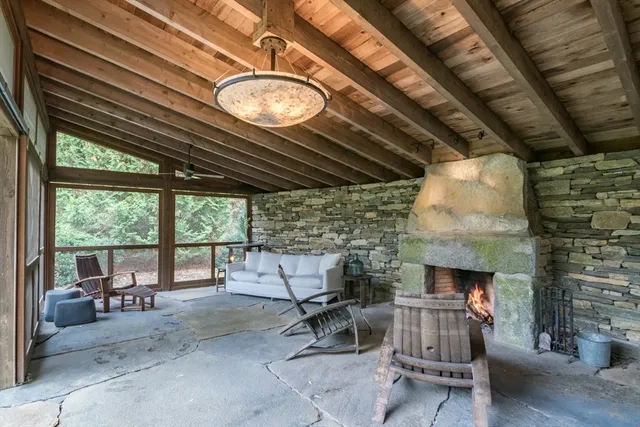 $1,545,000 | 9 Harkness Road, Pelham, MA 01002