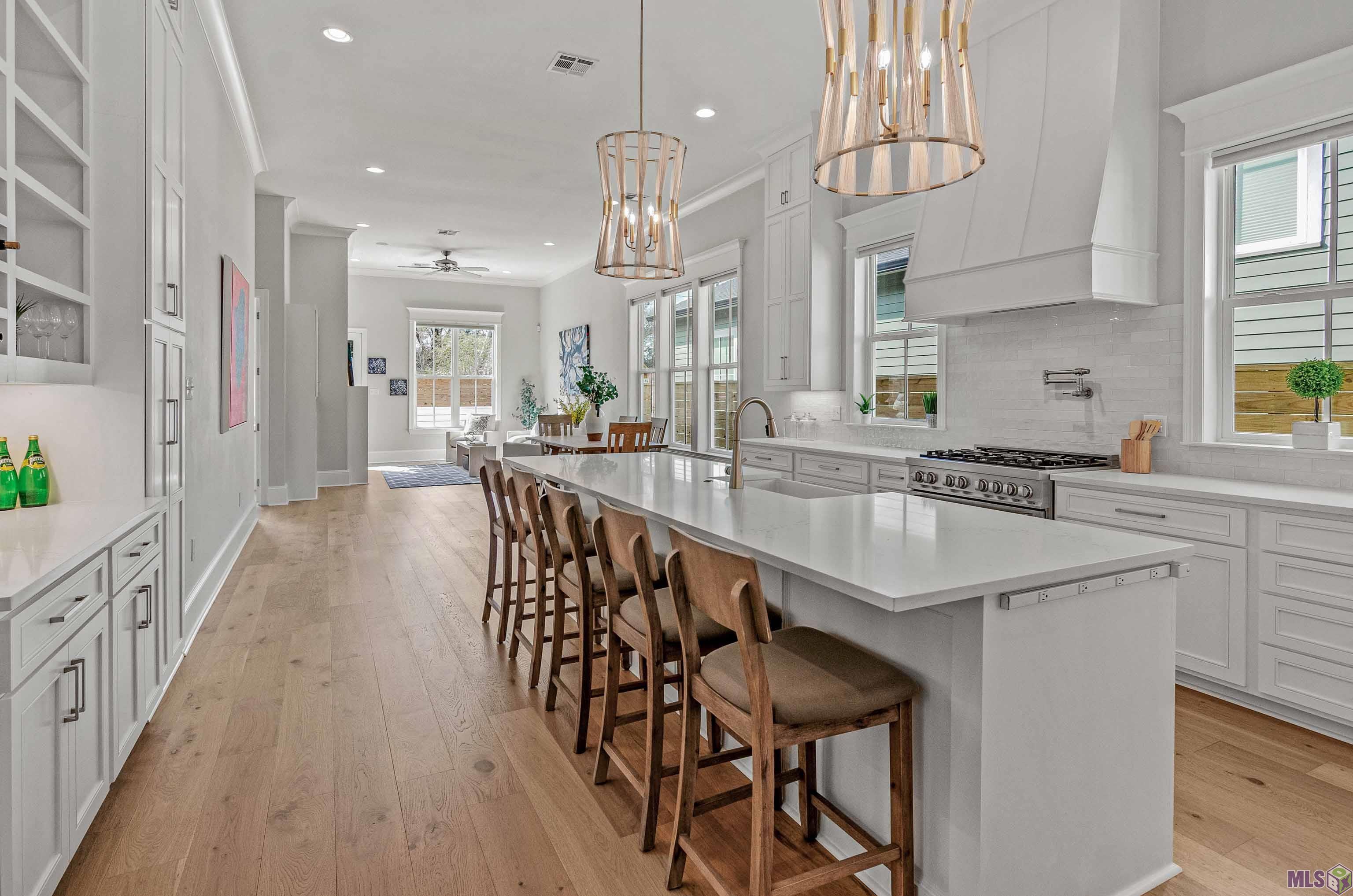 560 Moore Street Baton Rouge, LA 70806 - Photo 3 of 21 Gallery Image 3