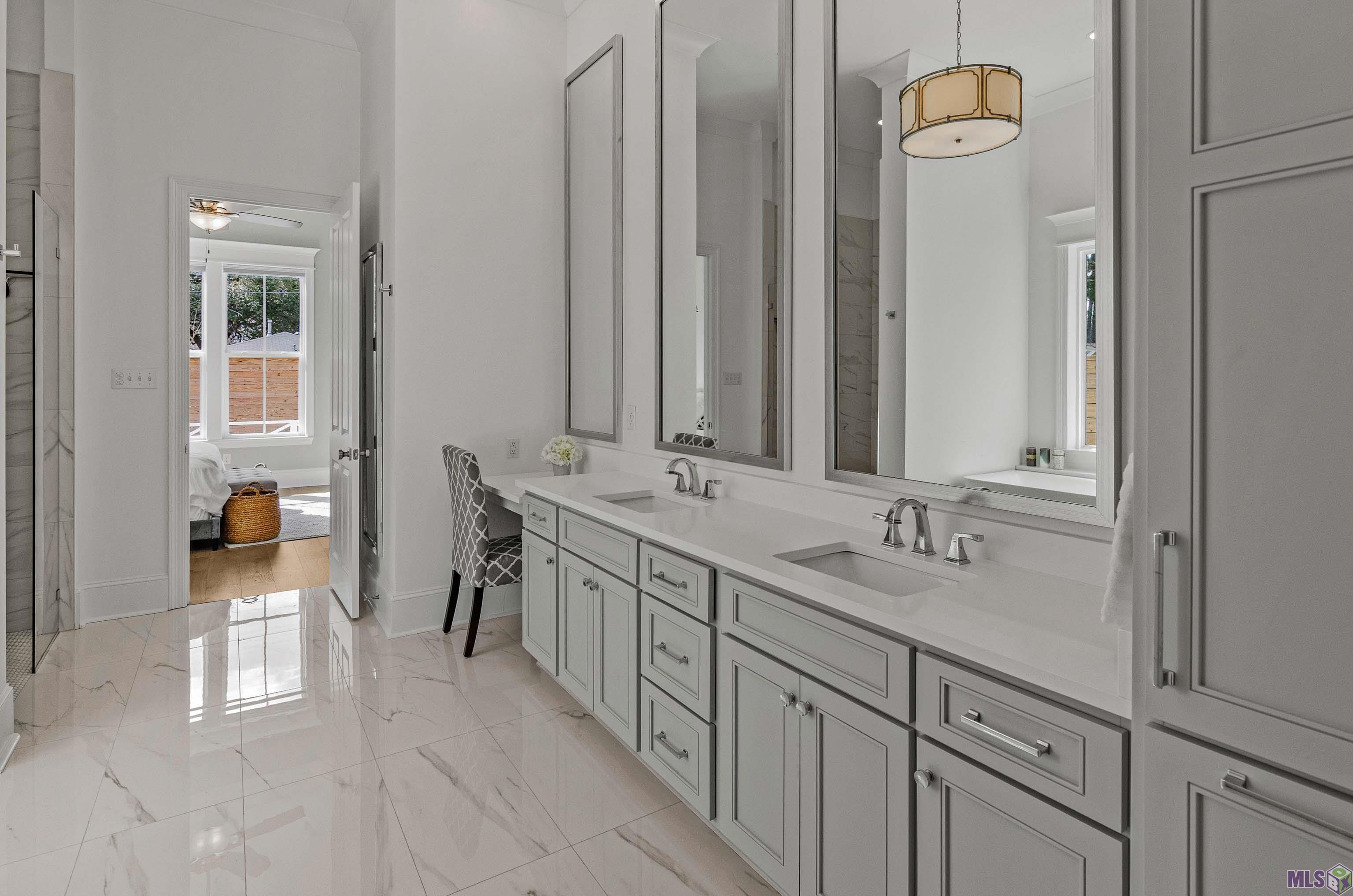560 Moore Street Baton Rouge, LA 70806 - Photo 10 of 21 Gallery Image 10