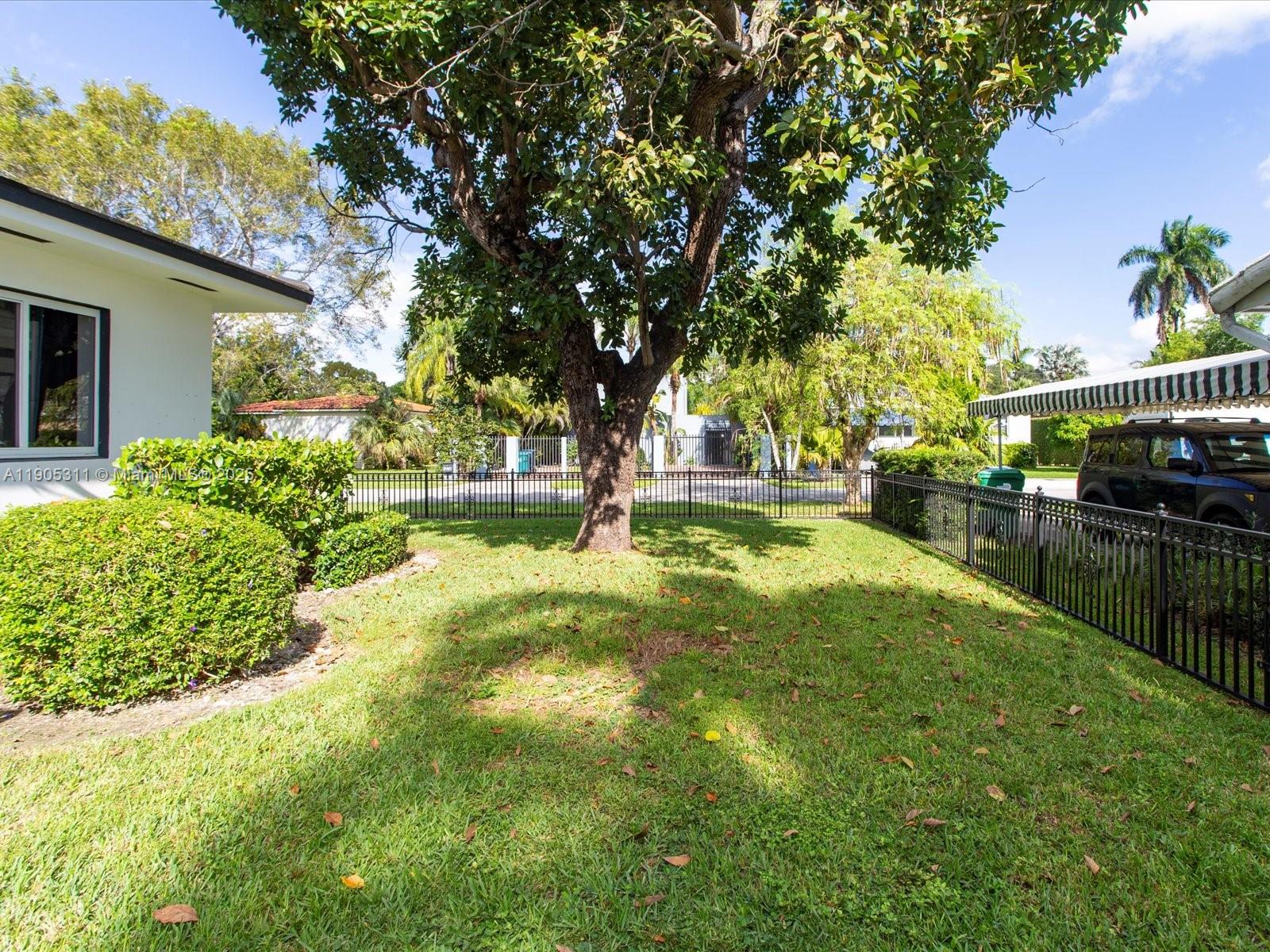 5750 Southwest 55th Street Miami, FL 33155 - Photo 20 of 24