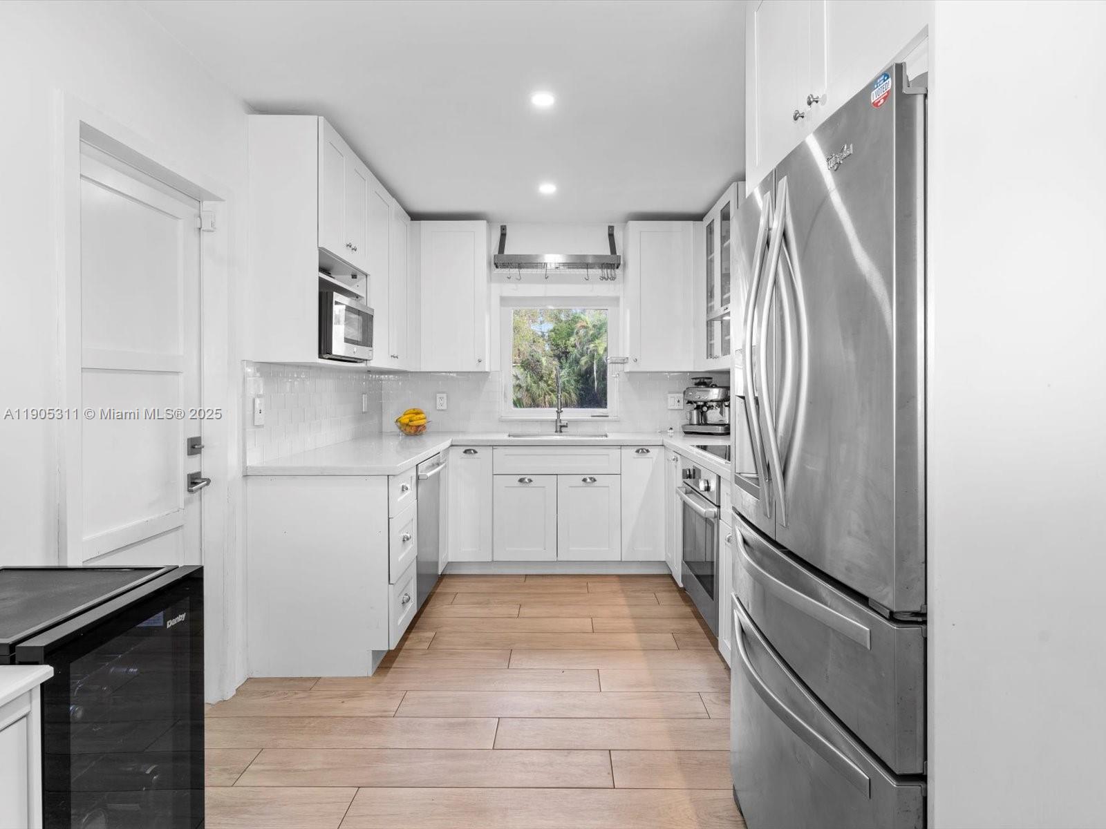 5750 Southwest 55th Street Miami, FL 33155 - Photo 4 of 24