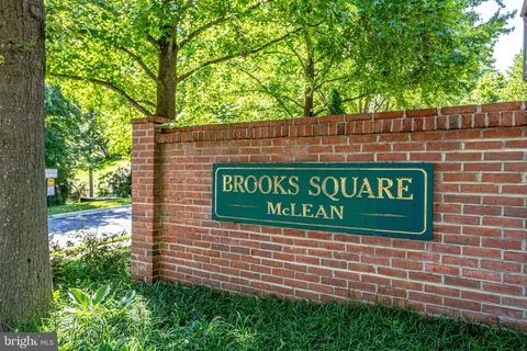 $795,000 | 2038 Brooks Square Place, Falls Church, VA 22043