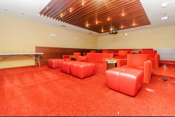 $2,500 | 30 East Huron Street, Unit 2408, Chicago, IL 60611