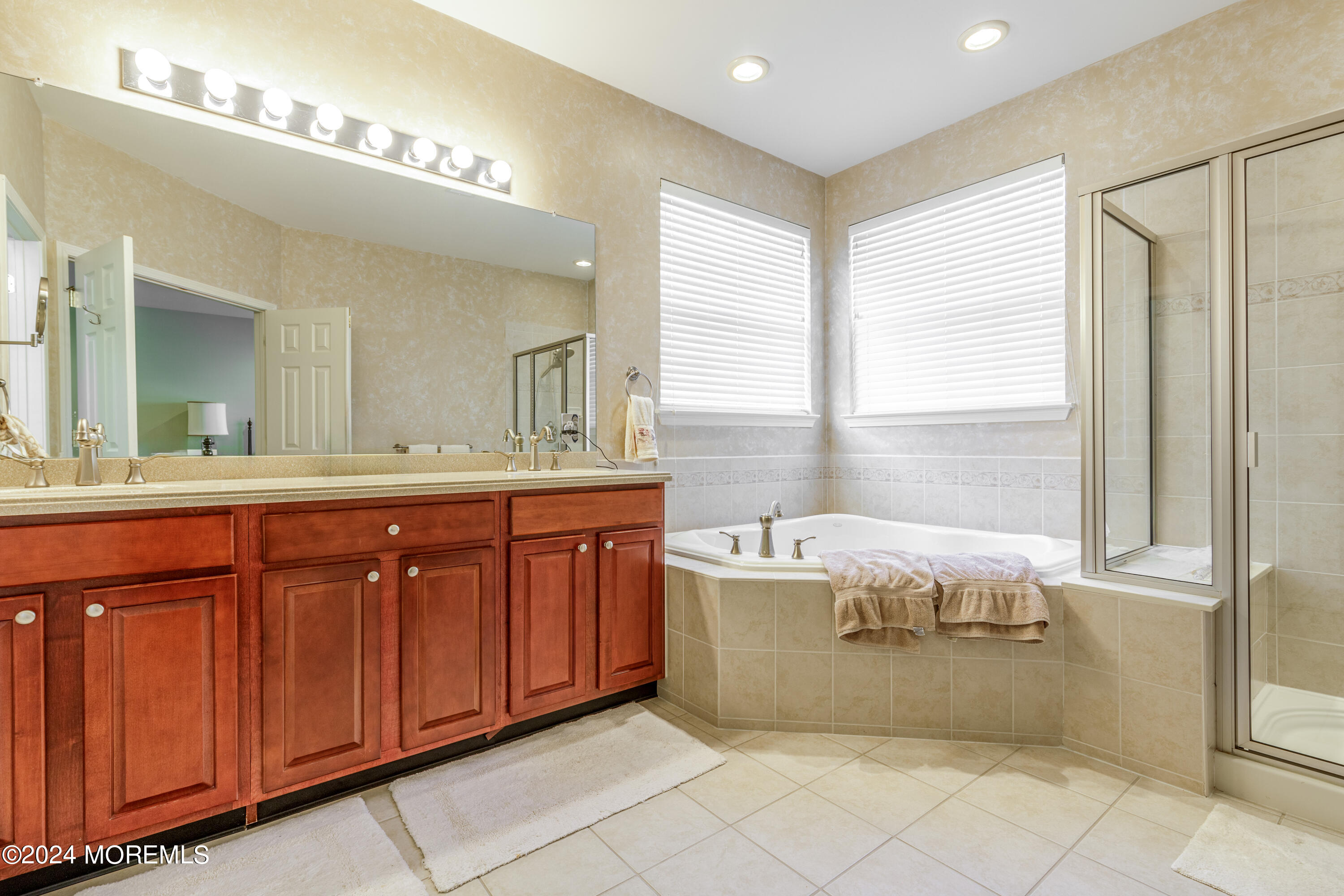 9 Exton Way Jackson, NJ 08527 - Photo 20 of 35 Master Bathroom