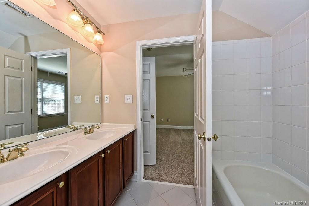 2034 Maynard Road Charlotte, NC 28270 - Photo 14 of 24 Gallery Image 14