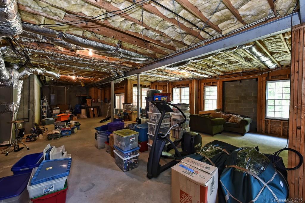 2034 Maynard Road Charlotte, NC 28270 - Photo 18 of 24 Gallery Image 18