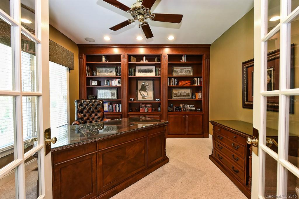 2034 Maynard Road Charlotte, NC 28270 - Photo 6 of 24 Gallery Image 6