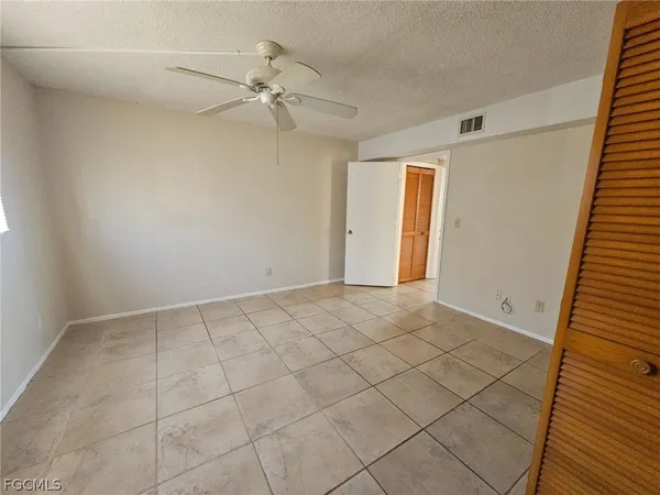 $1,000 | 1221 Southeast 46th Lane, Unit K, Cape Coral, FL 33904