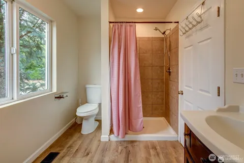 $775,000 | 2618 30th Avenue East, Tacoma, WA 98443