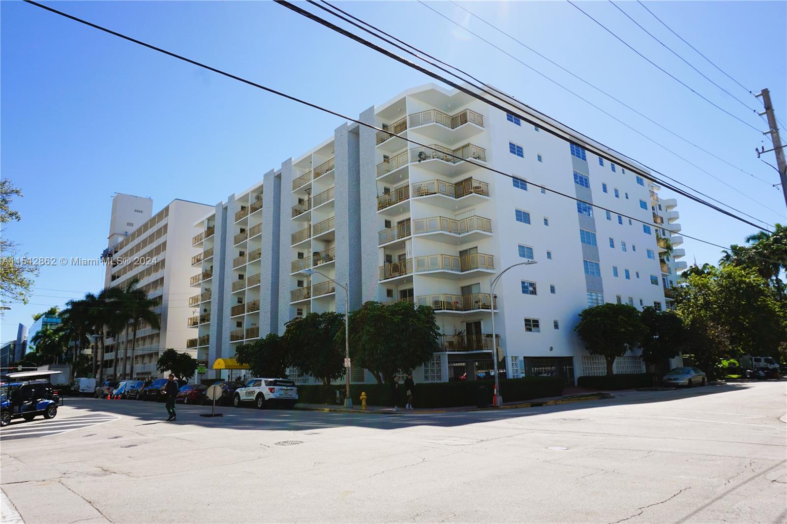 1340 Lincoln Road, Unit 608 Miami Beach, FL 33139 - Photo 1 of 10 a street view along with building