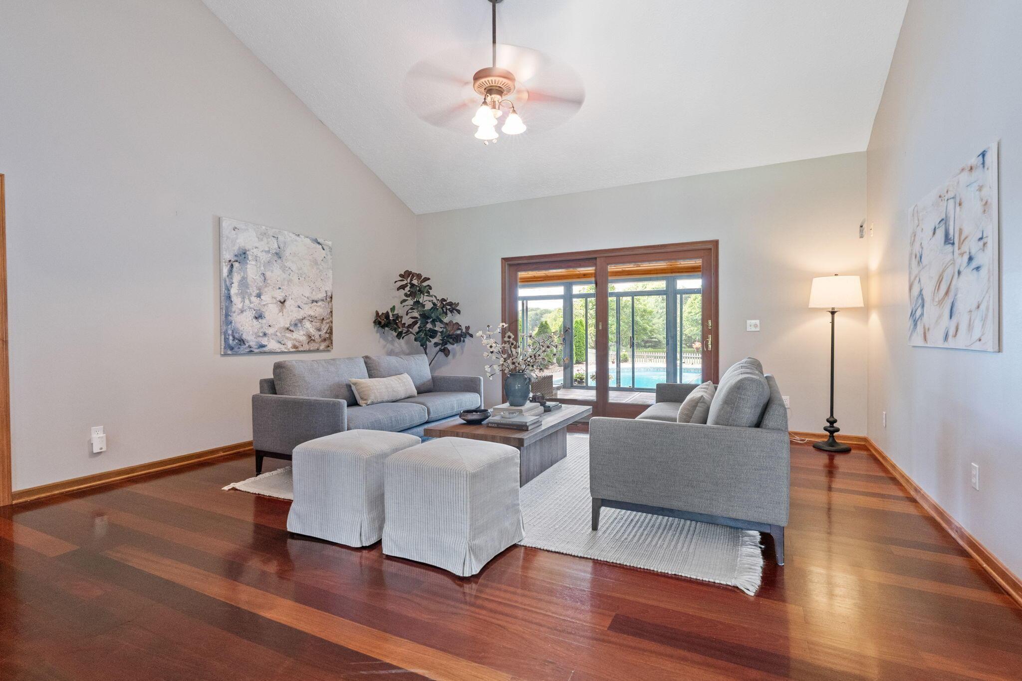 12907 Woodtown Road Galena, OH 43021 - Photo 12 of 117 Living Room