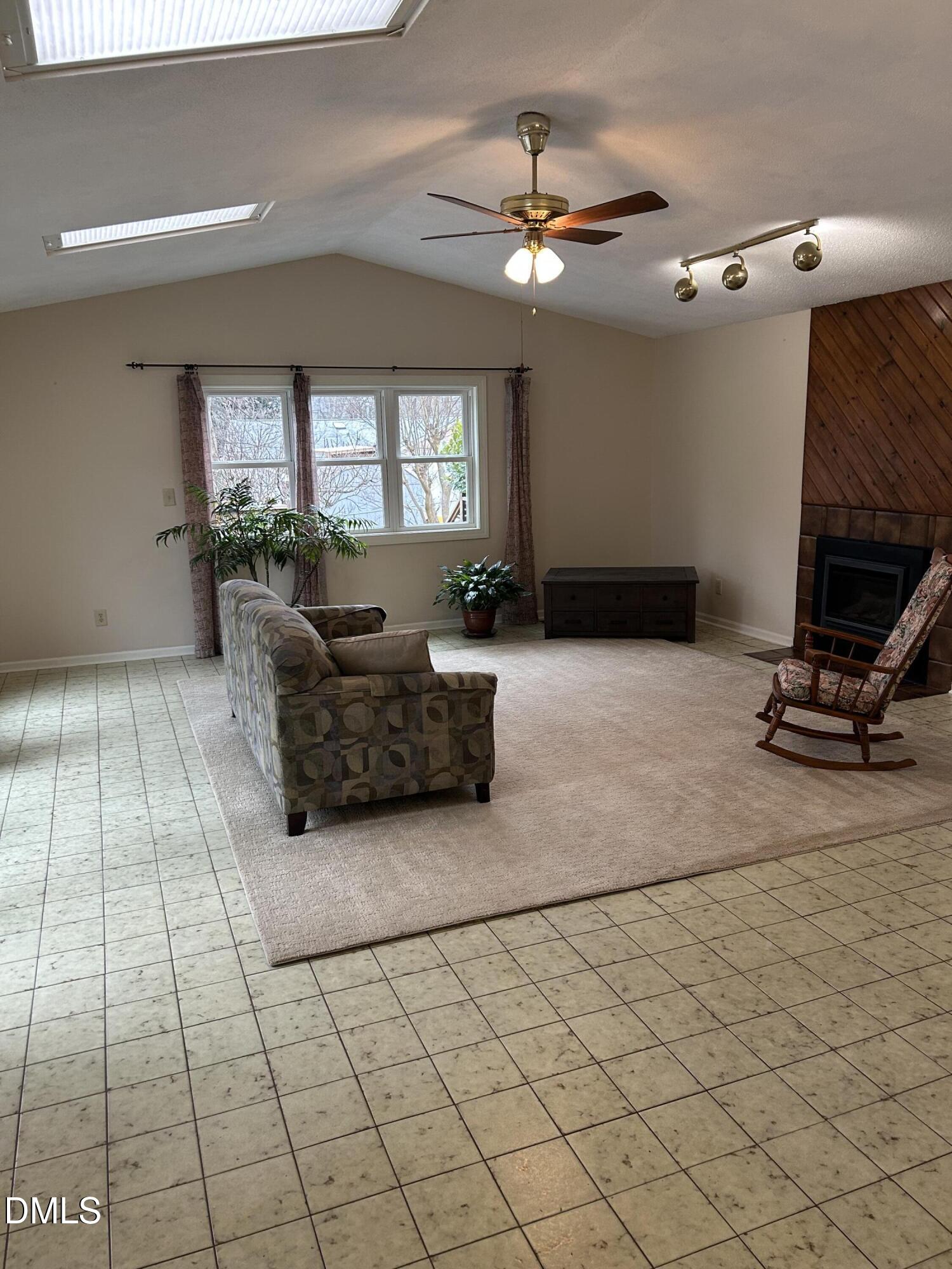 312 Compton Road Raleigh, NC 27609 - Photo 18 of 49 IMG_8729