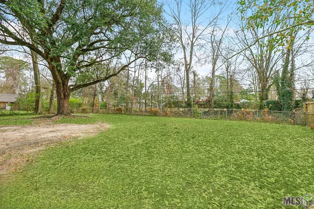 $1,950 | 915 Cora Drive, Baton Rouge, LA 70815