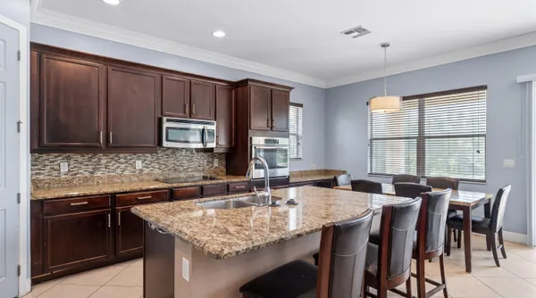 $650,000 | 2925 Bellarosa Circle, Royal Palm Beach, FL 33411