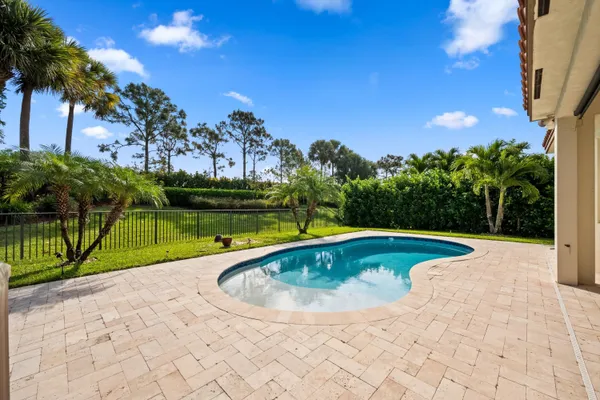 $650,000 | 2925 Bellarosa Circle, Royal Palm Beach, FL 33411