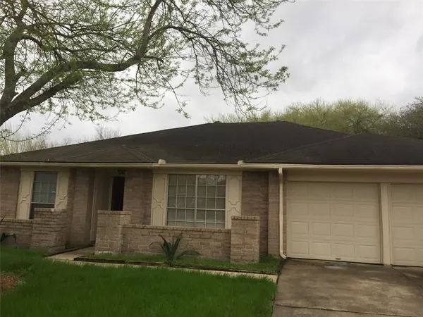 $1,695 | 17318 Edgehaven Drive, Missouri City, TX 77489