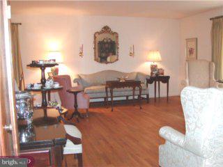 12 Hummingbird Road Wyomissing, PA 19610 - Photo 4 of 6 Gallery Image 4