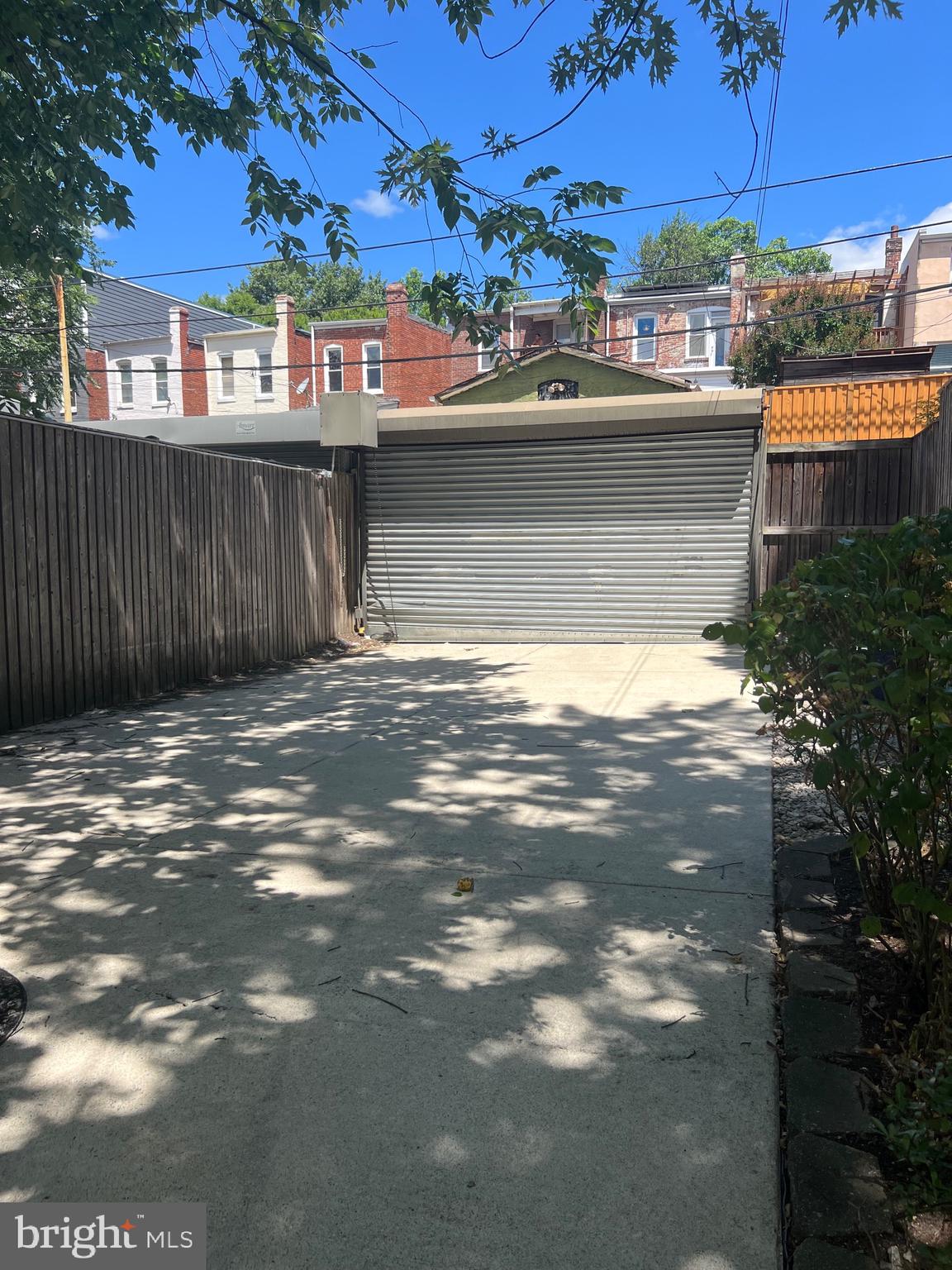 595 Columbia Road Northwest Washington, DC 20001 - Photo 36 of 36 a view of outdoor space and yard