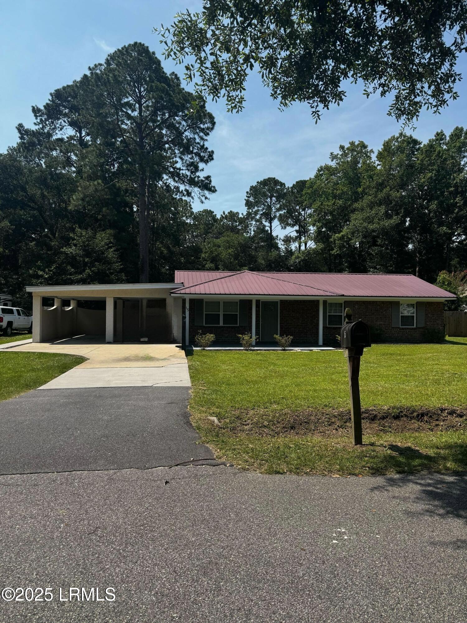 15 Buck Road Beaufort, SC 29907 - Photo 1 of 1 15 Buck Rd.