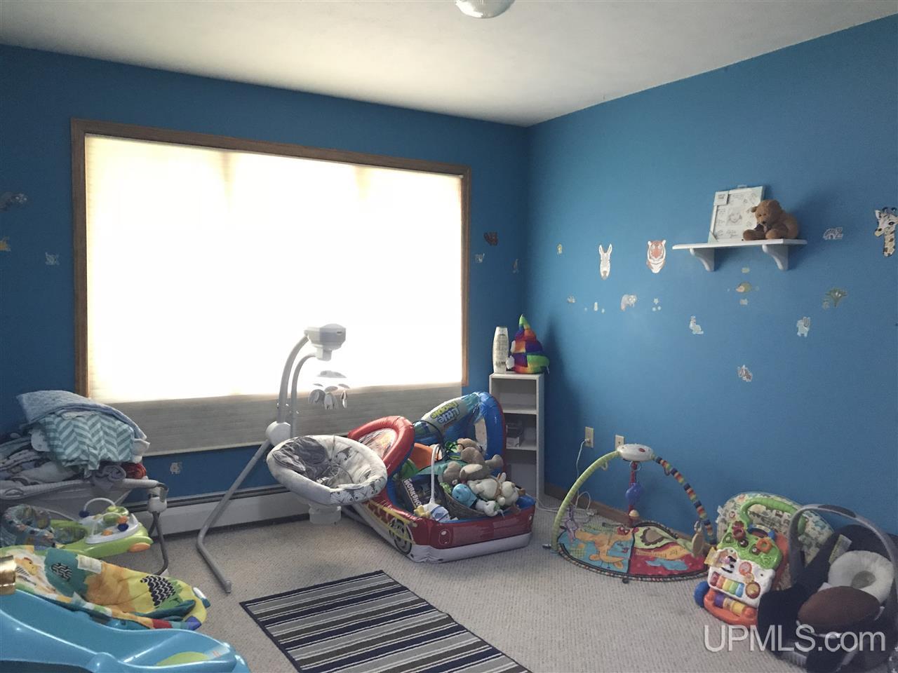 7775 Tipperary Road Gladstone, MI 49837 - Photo 17 of 23