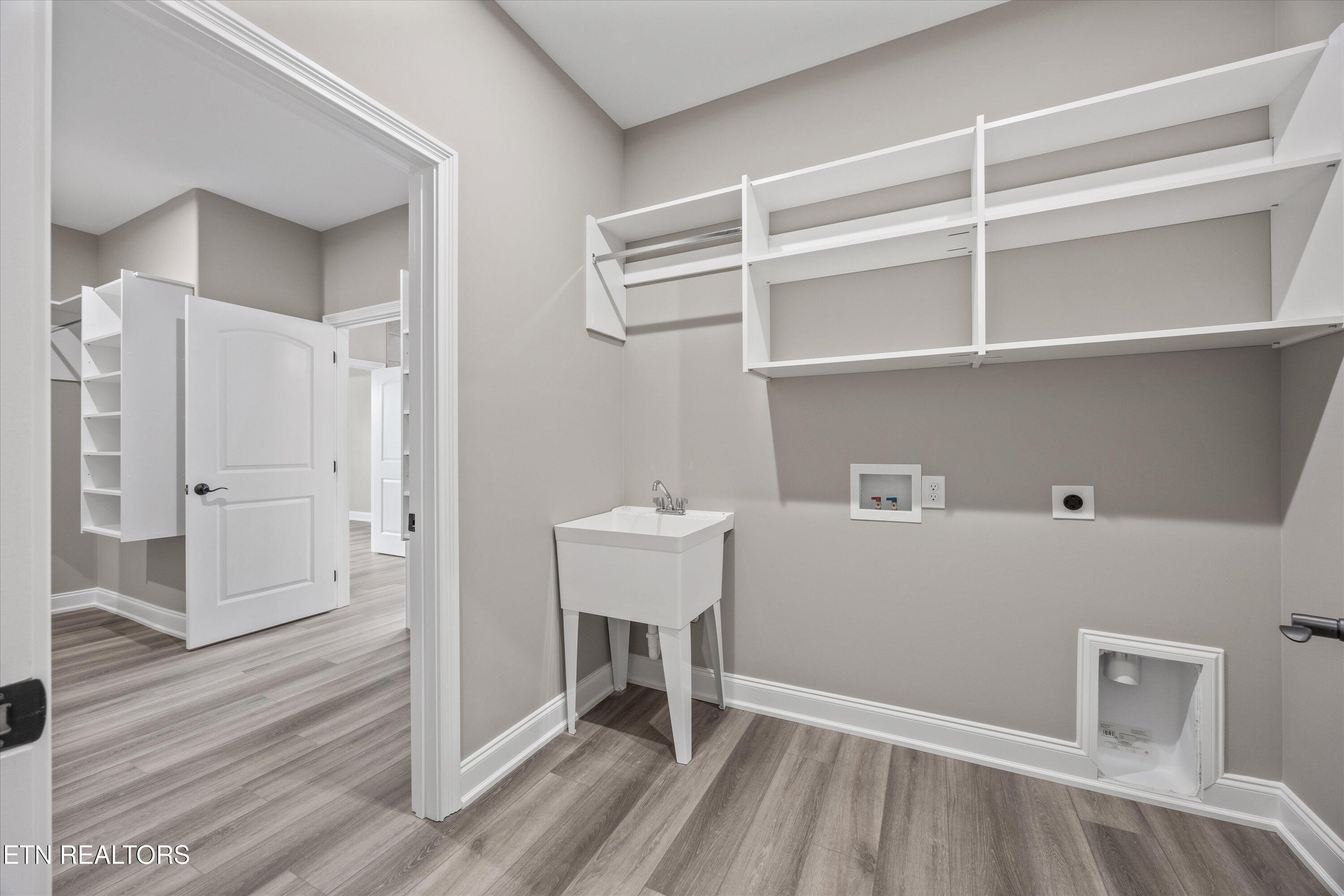 444 Sedge Lane Loudon, TN 37774 - Photo 32 of 47 What's even better