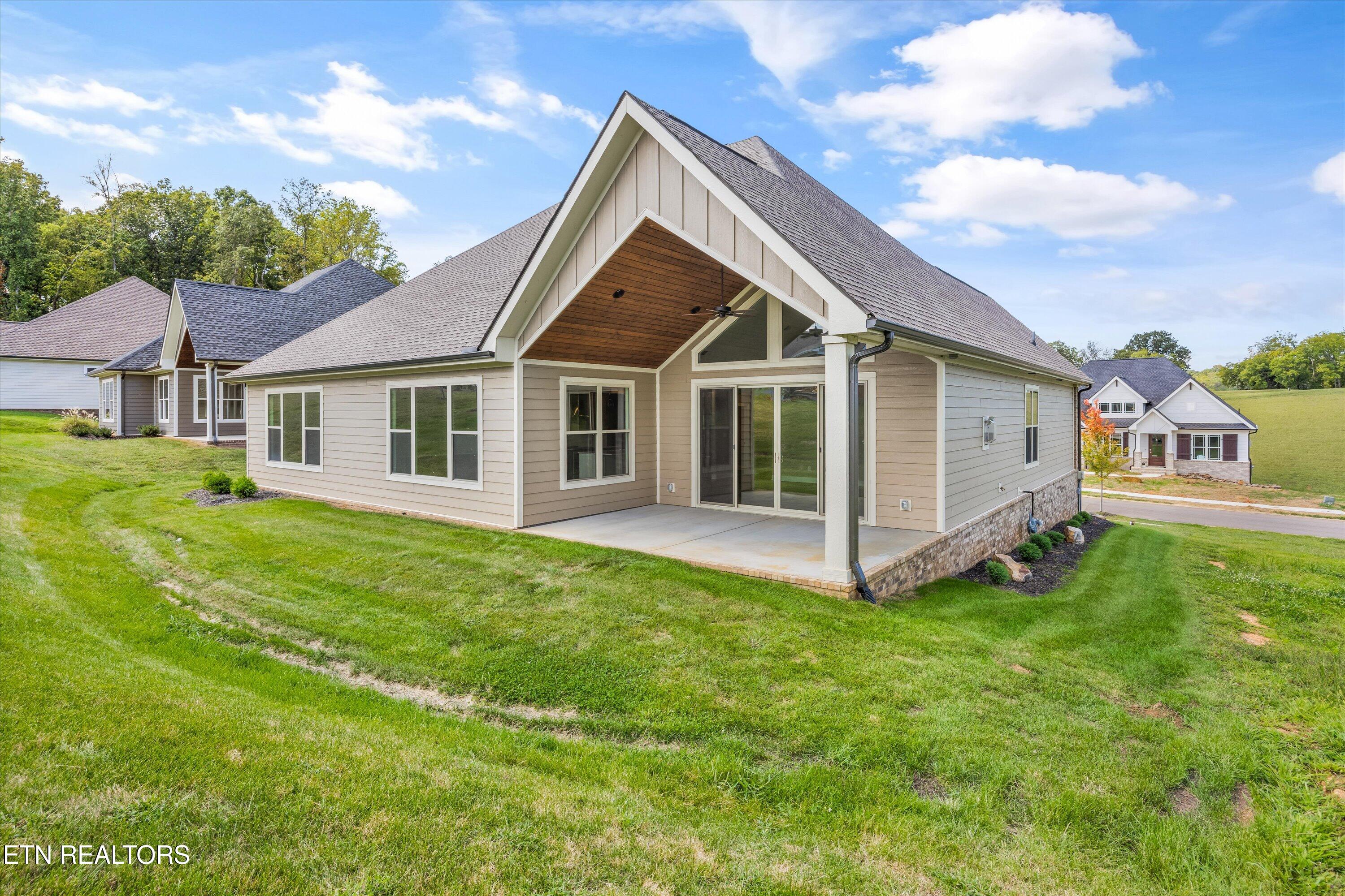 444 Sedge Lane Loudon, TN 37774 - Photo 37 of 47 Clean and new