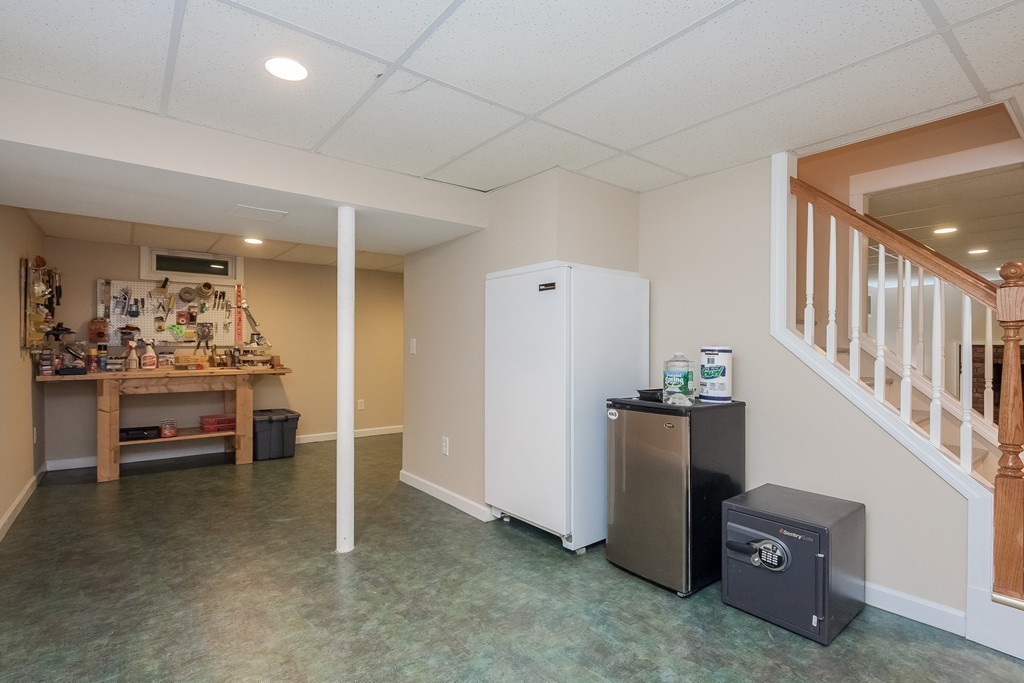 136 Franklin Road Longmeadow, MA 01106 - Photo 25 of 30 Gallery Image 25