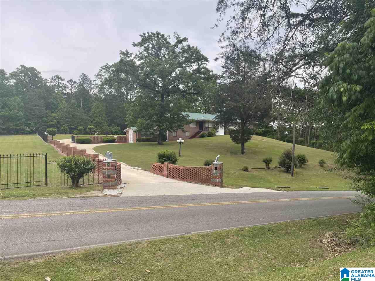 659 3rd Avenue Mulga, AL 35118 - Photo 2 of 24