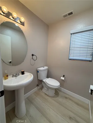 a view of a livingroom with furniture and furniture