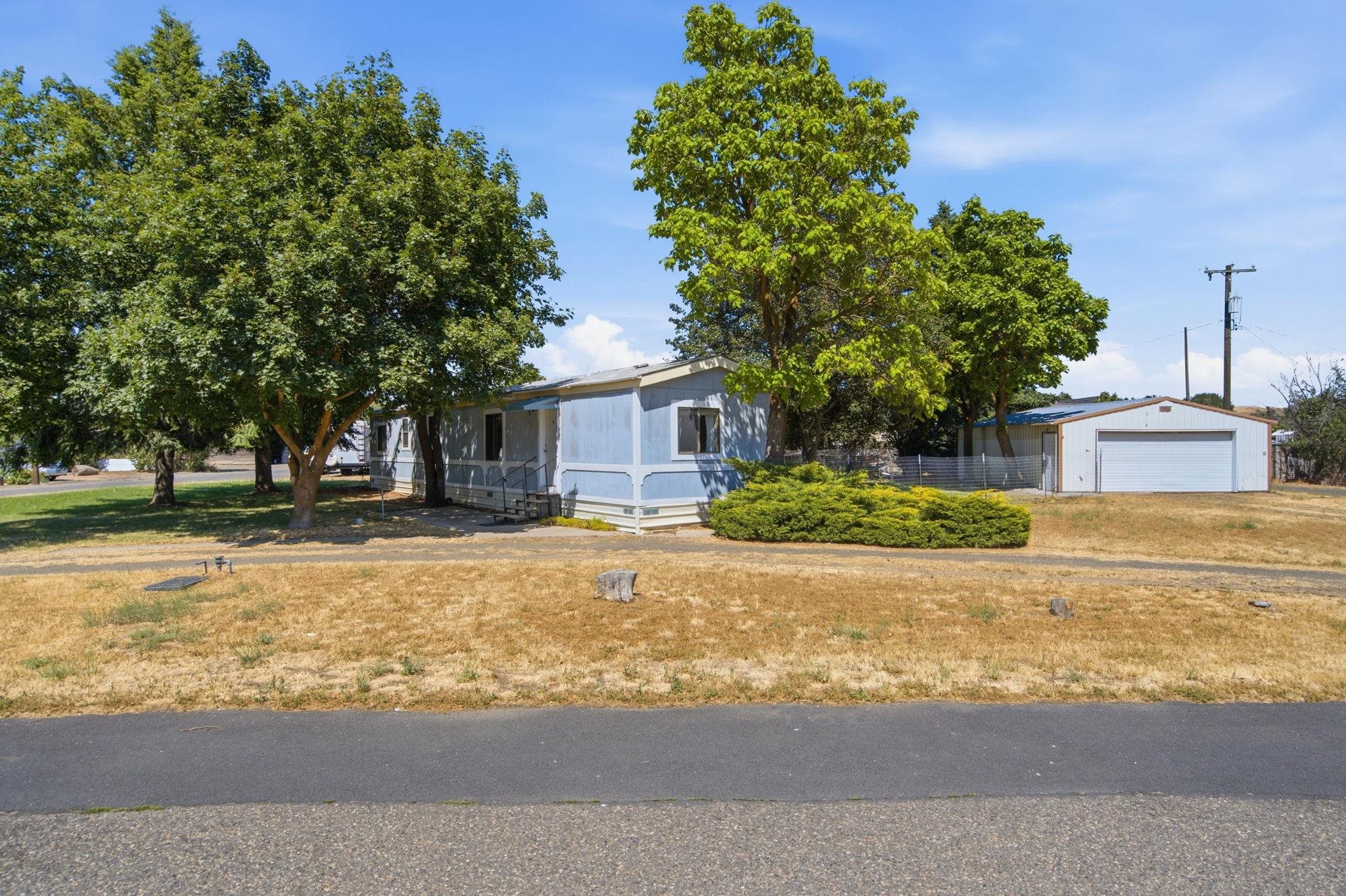 209 Clark Avenue Lacrosse, WA 99143 - Photo 7 of 48