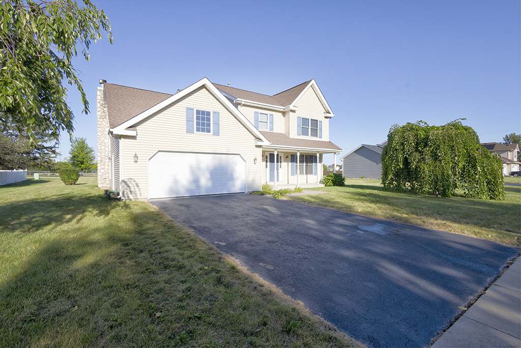 600 Riverbend Road Belvidere, IL 61008 - Photo 1 of 22 Gallery Image 1