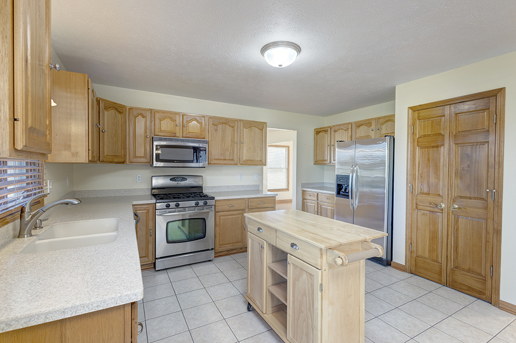 600 Riverbend Road Belvidere, IL 61008 - Photo 5 of 22 Gallery Image 5