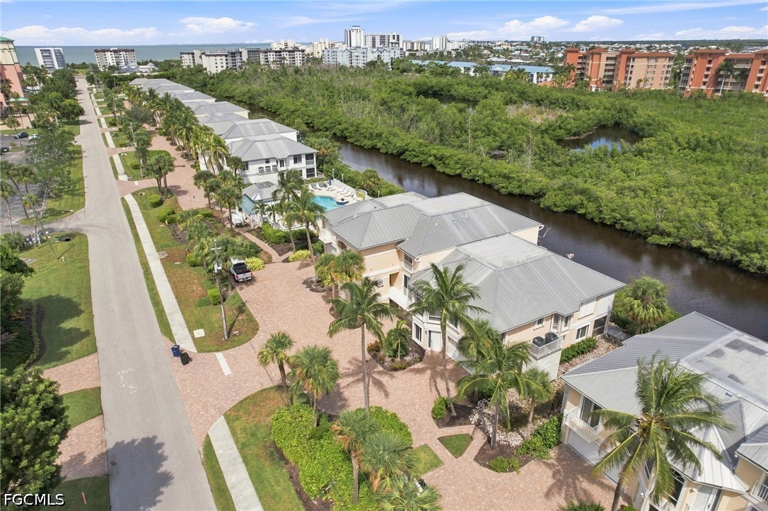 271 Lenell Road, Unit 4 Fort Myers Beach, FL 33931 - Photo 35 of 44 Gallery Image 35