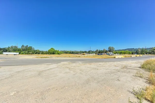 a view of an ocean beach